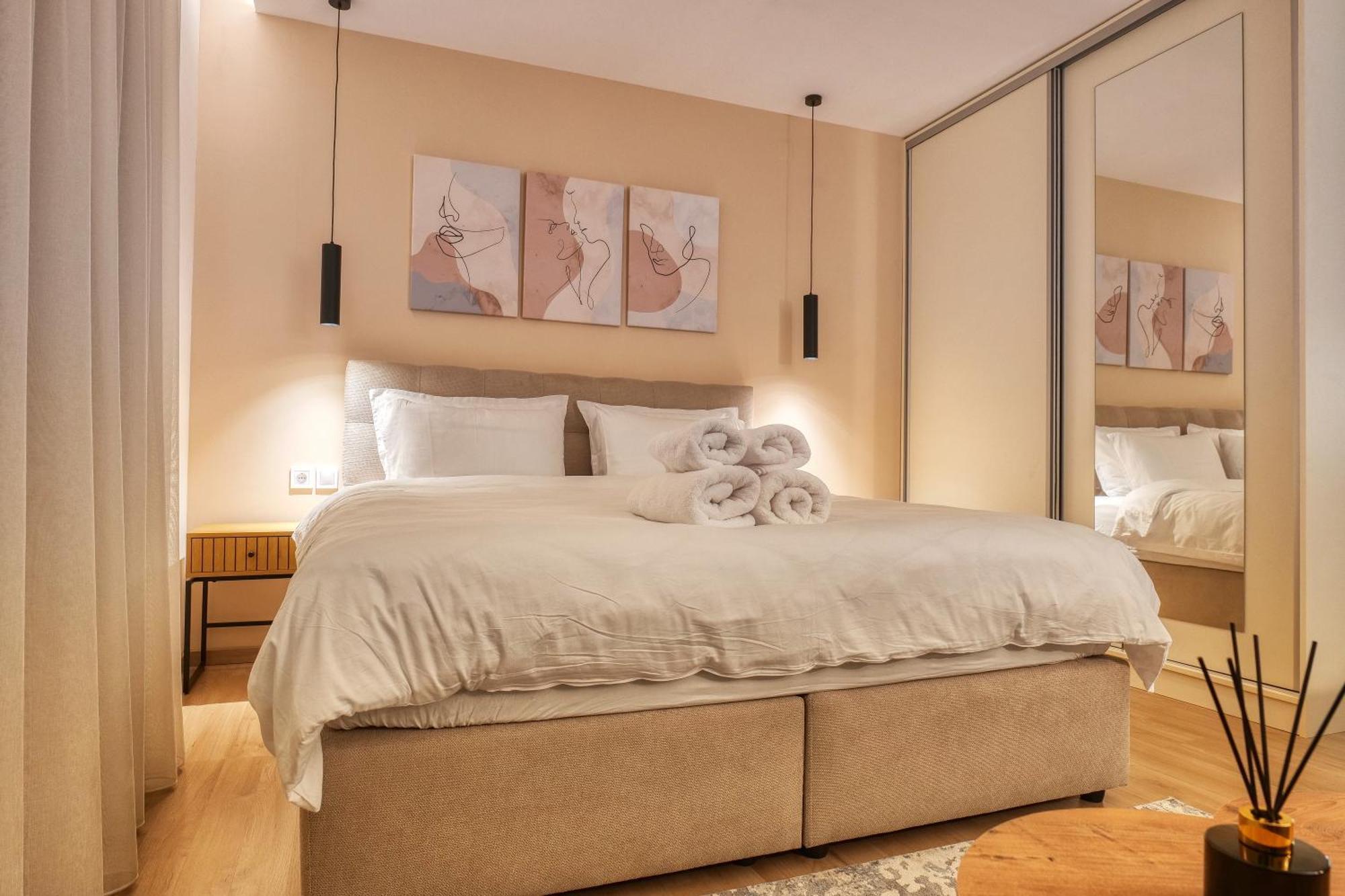 Harmony Center Luxury Apartment Komotini Bagian luar foto
