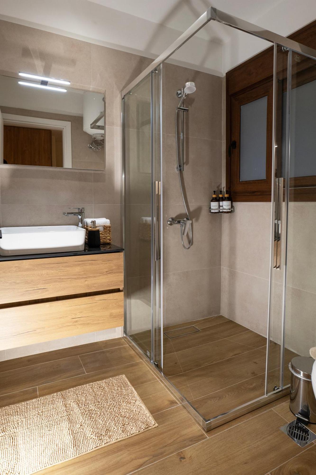 Harmony Center Luxury Apartment Komotini Bagian luar foto